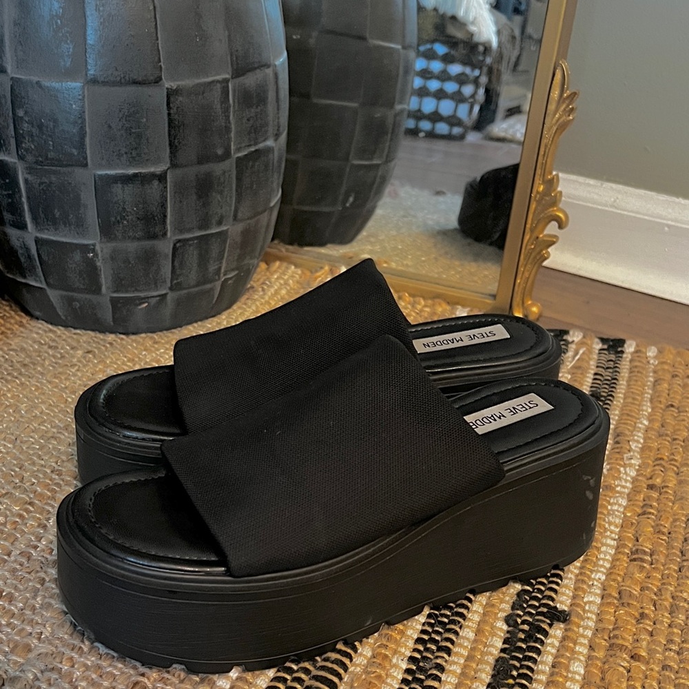 Steve Madden Black Platform Slide Sandals